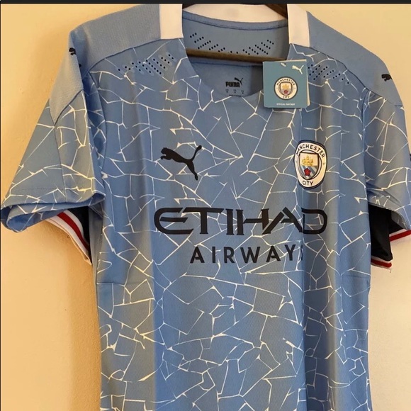 Manchester United jersey - Picture 1 of 10